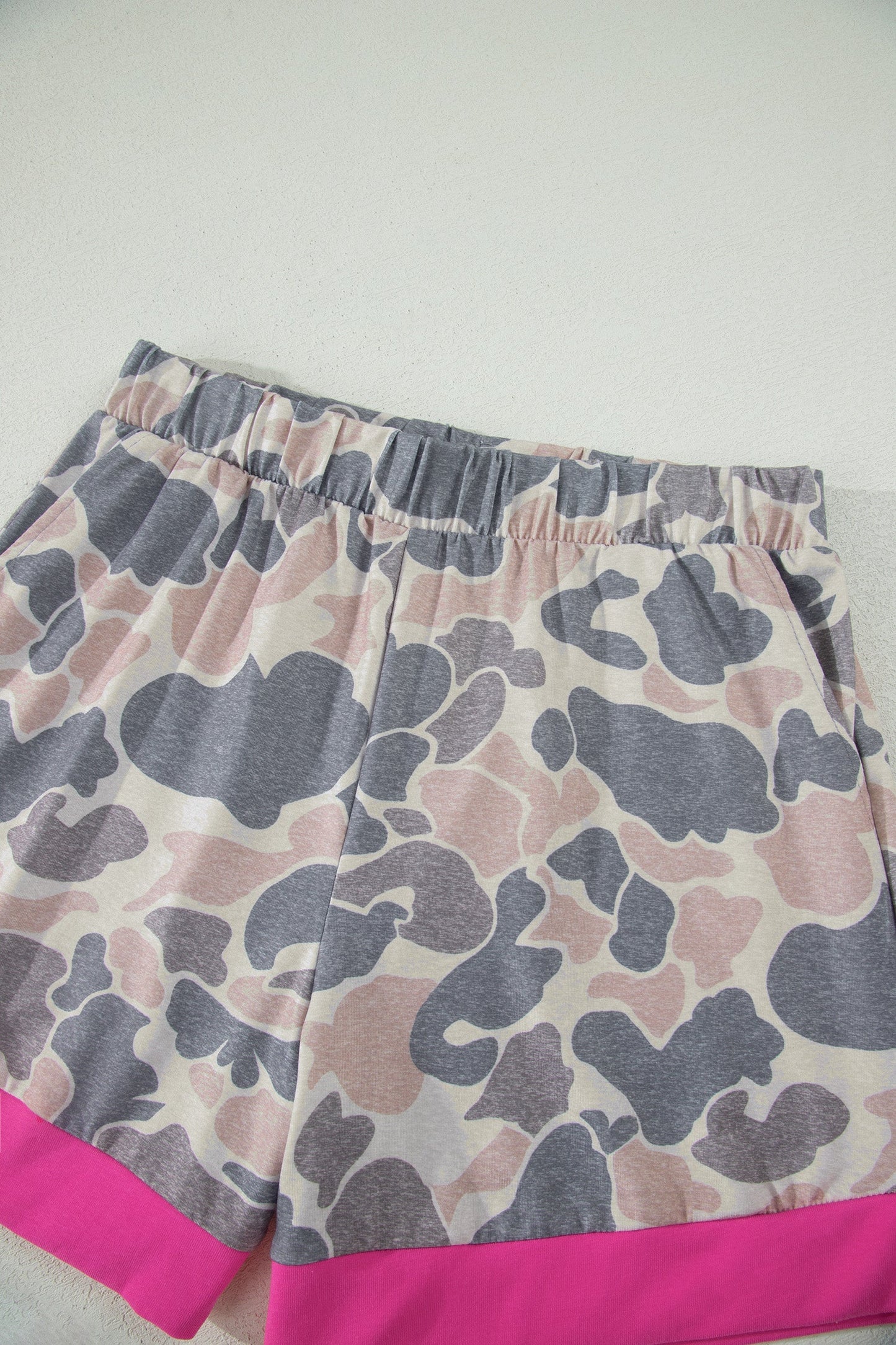 Camo Contrast Trim Tank & Elastic Waist Shorts Set
